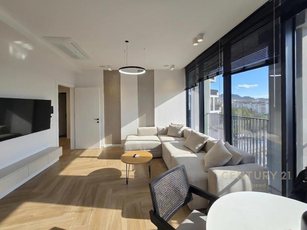 TEK LAKE VIEW  JAPIM ME QIRA APARTAMENT 1+1!