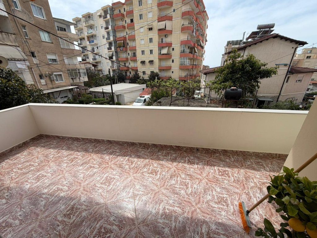 SARANDE, SHESIM APARTAMENT 3+1