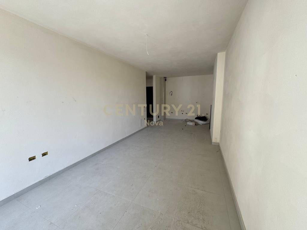 Shitet Apartament 1+1 Shengjin | Vije e Pare me detin