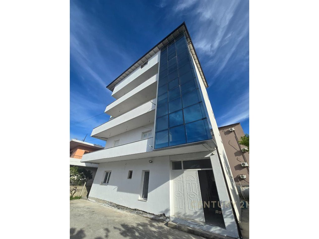 SHITET GODINE VILE 5 KATESHE -- IDEALE PER RESIDENCE OSE QIRA , ISH KENETA , DURRES !!