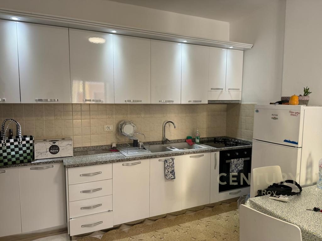 SHITET APARTAMENT 1+1 NE GOLEM PRANE HOTEL PREMIUM !