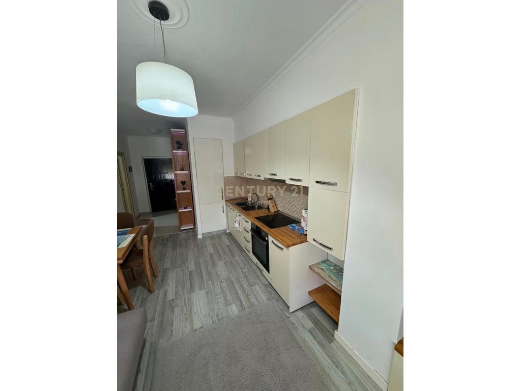 Apartament 1+1 Për Shitje në Plazh Rrota e Kuqe, Durrës - 115000€