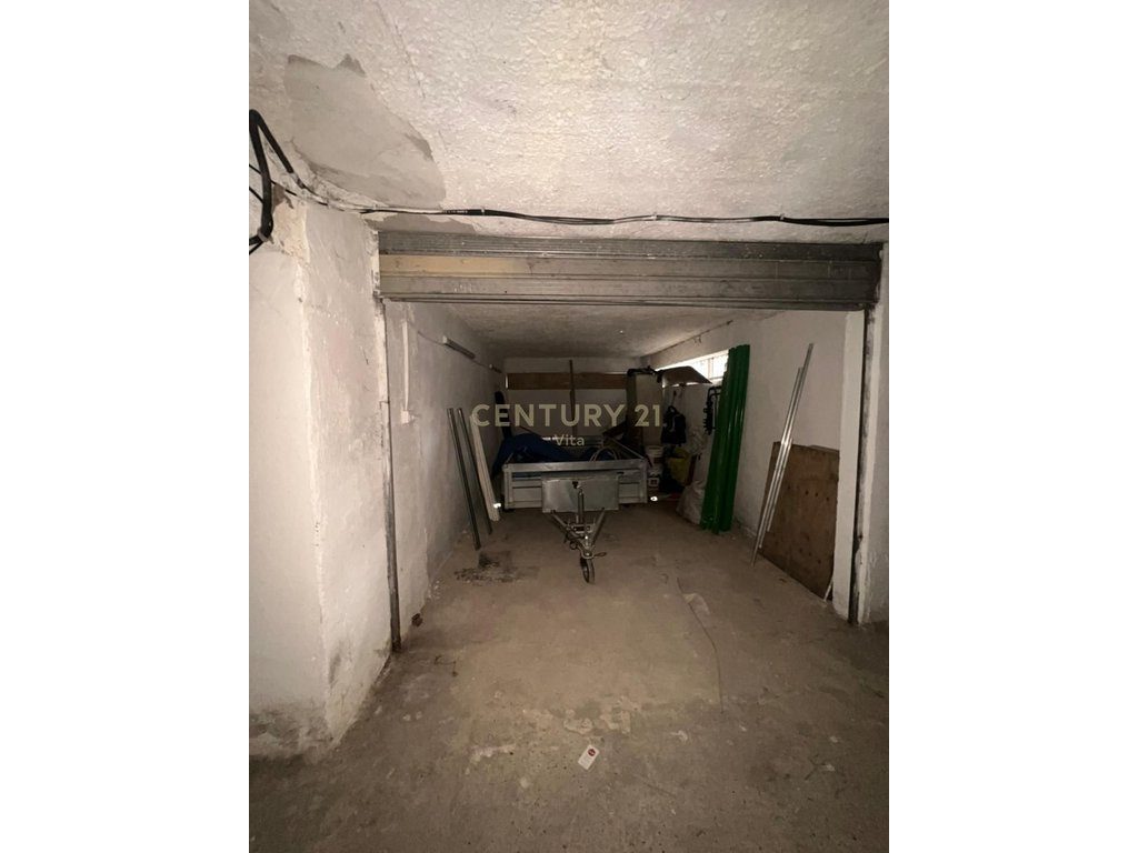 Shitet Garazhd 21m2 ne Golem, Durres !!