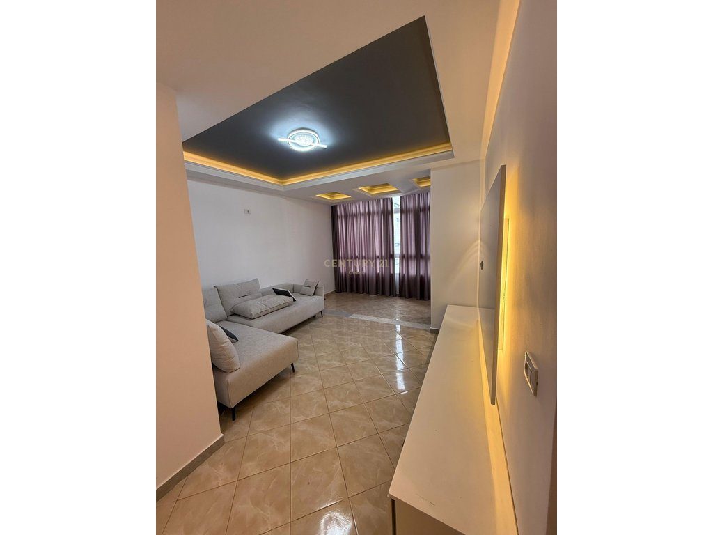 Jepet me qira Aparatament 2+1 ne Skel prane Hotel Partner!