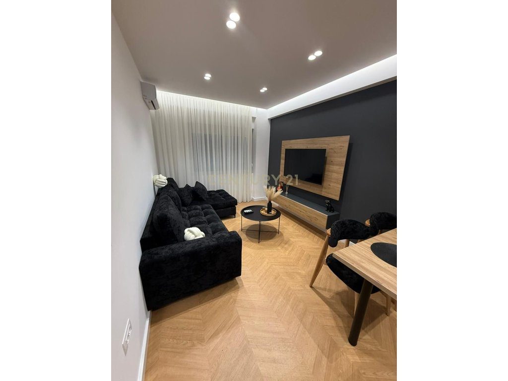 JEPET ME QERA APARTAMENT LUKSOZ TE LIQENI I TIRANES!