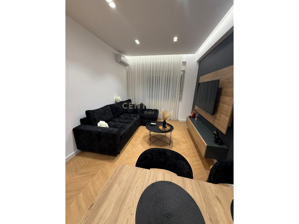 JEPET ME QERA APARTAMENT LUKSOZ TE LIQENI I TIRANES!