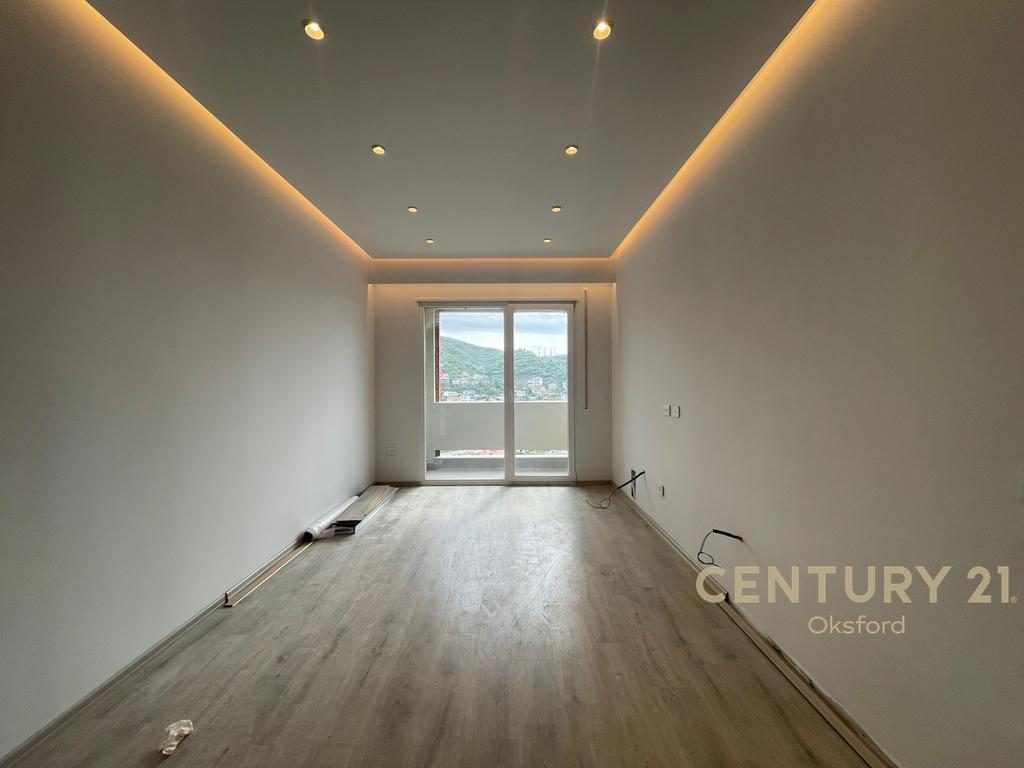 SHITET APARTAMENT 1+1 TE REZIDENCA "TIRANA GOLDEN PARK 3" !!
