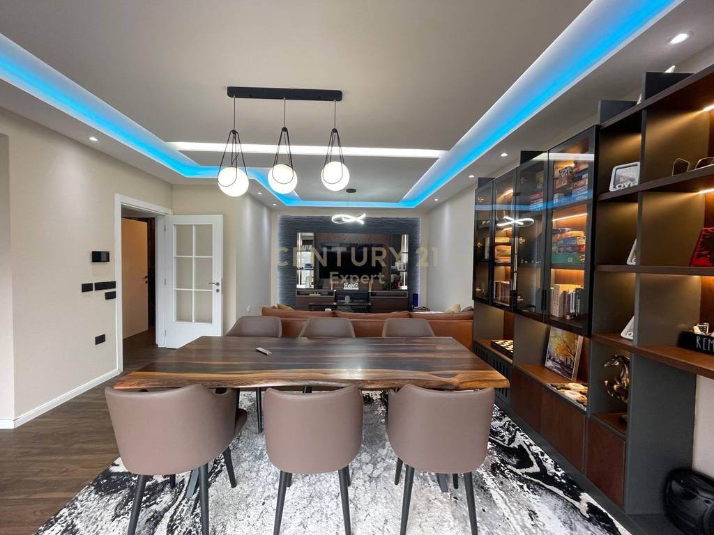 DUPLEX MODERN PER SHITJE NE REZIDENCEN KODRA E DIELLIT 2 !!
