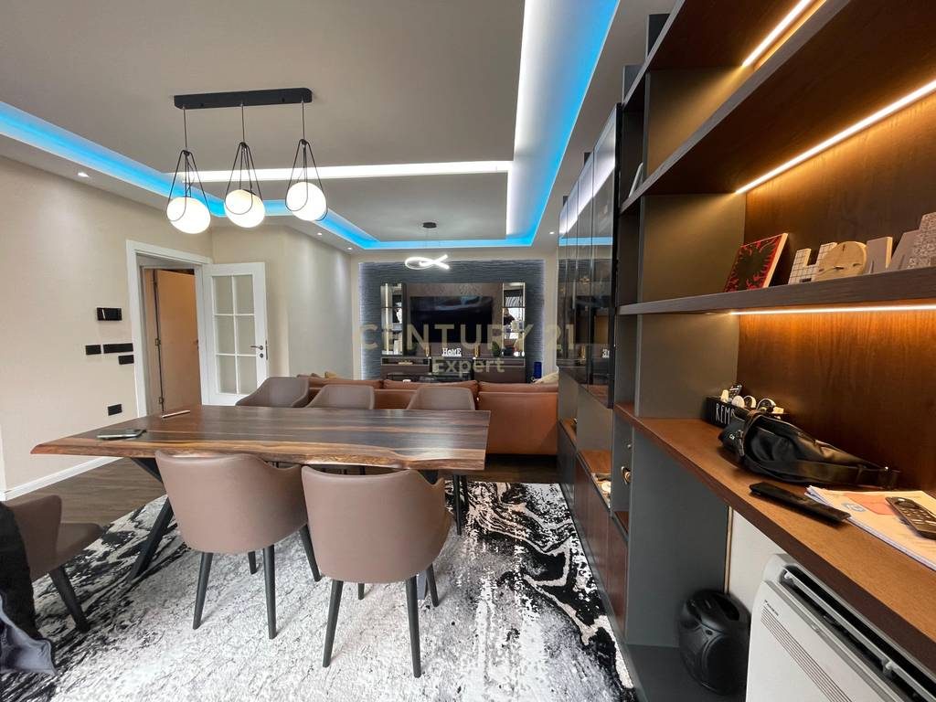 DUPLEX MODERN PER SHITJE NE REZIDENCEN KODRA E DIELLIT 2 !!