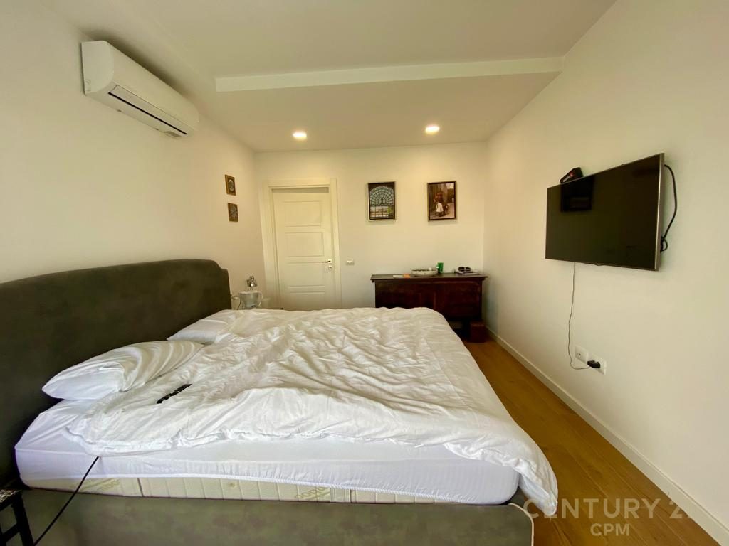 SUPER APARTAMENT ME QIRA 1+1+ POST PARKIMI + ADMINISTRIM TEK KODRA E DIELLIT 2
