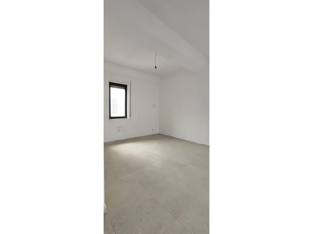 Duplex për shitje në Kodrën e Diellit