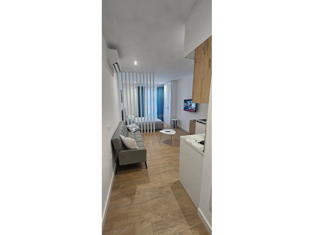 SHITET STUDIO APARTAMENT NE QERRET, PRANË HOTEL BRILIANT – IDEAL PËR INVESTIM!!!