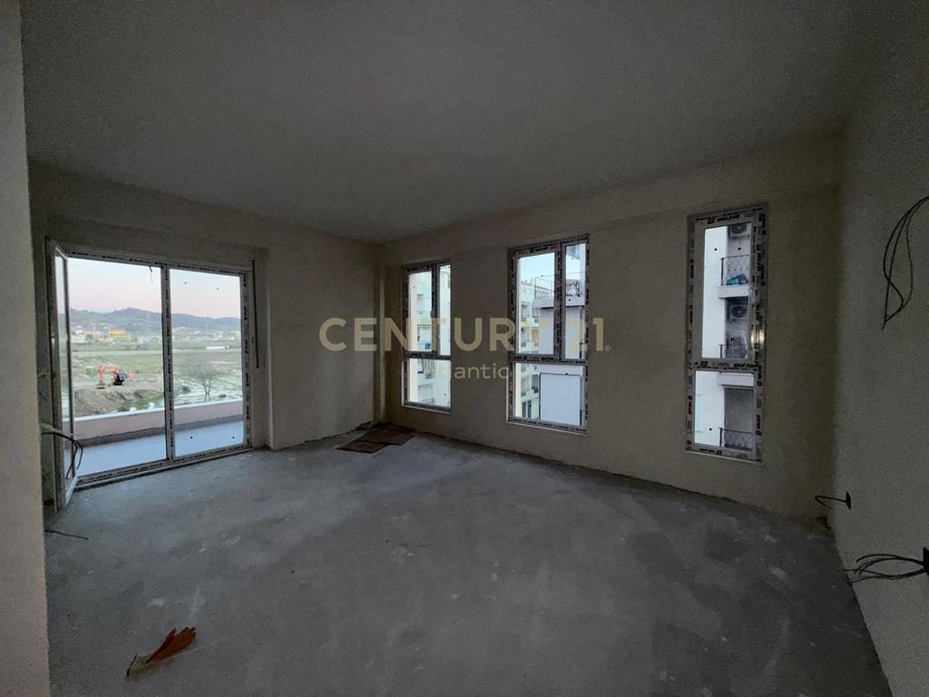 Apartament 1+1 Për Shitje në Golem, 150 metra larg detit - 93,200€ | 72 m²