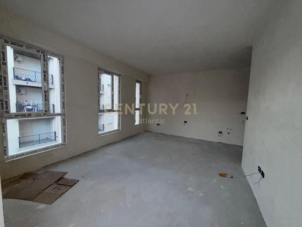 Apartament 1+1 Për Shitje në Golem, 150 metra larg detit - 93,200€ | 72 m²
