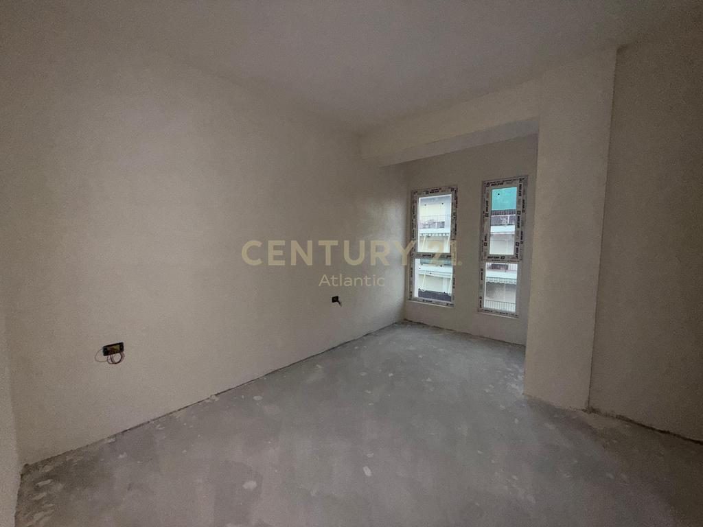 Apartament 1+1 Për Shitje në Golem, 150 metra larg detit - 93,200€ | 72 m²