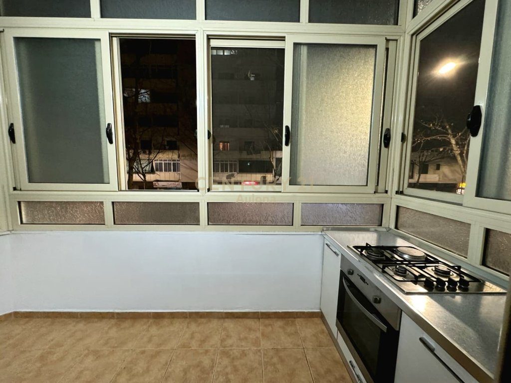 Apartament 1+1 me Qira në Vlorë, i Mobiluar, Rruga e Cipajve