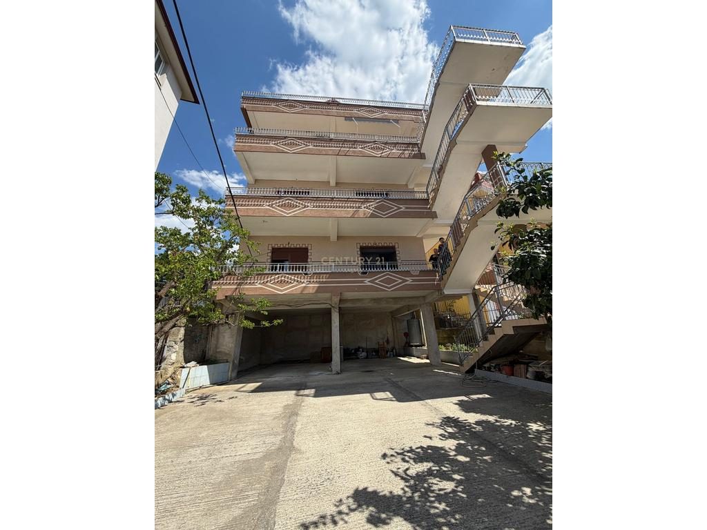 Apartament 2+1 me qira | Rruga “Bamir Topi”