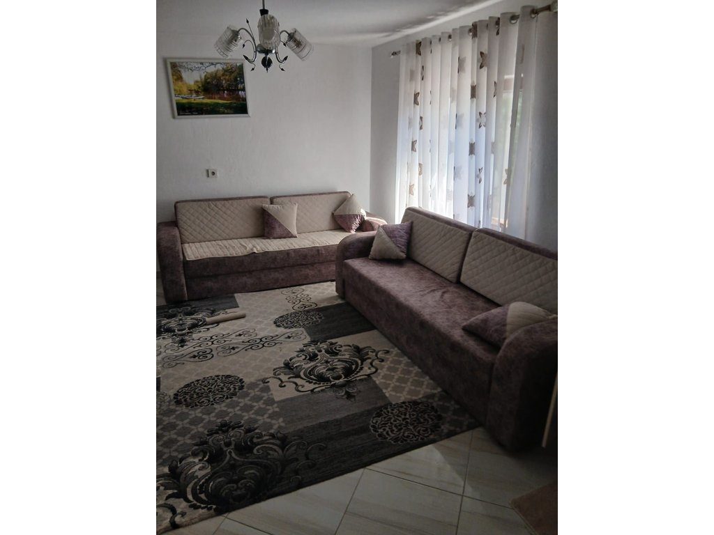 SHTËPI 1-KATËSHE NË SHITJE – VERDOVË, POGRADEC !!!