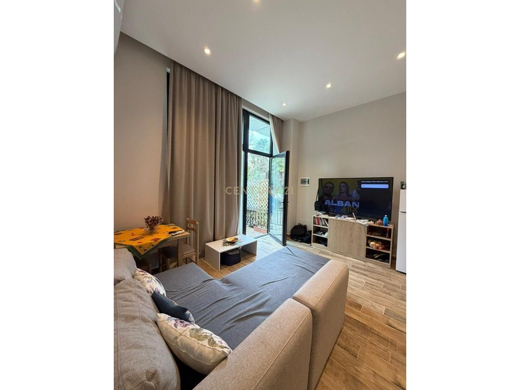 APARTAMENT 1+1 NE KATIN-0 PER SHITJE ,NE GOLEM !