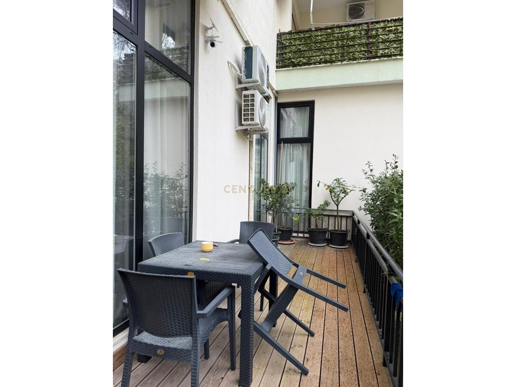 APARTAMENT 1+1 NE KATIN-0 PER SHITJE ,NE GOLEM !
