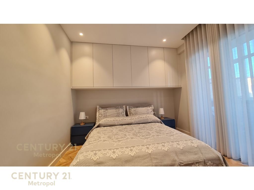 APARTAMENT 1+1 PER QIRA , KOMUNA E PARISIT!!!