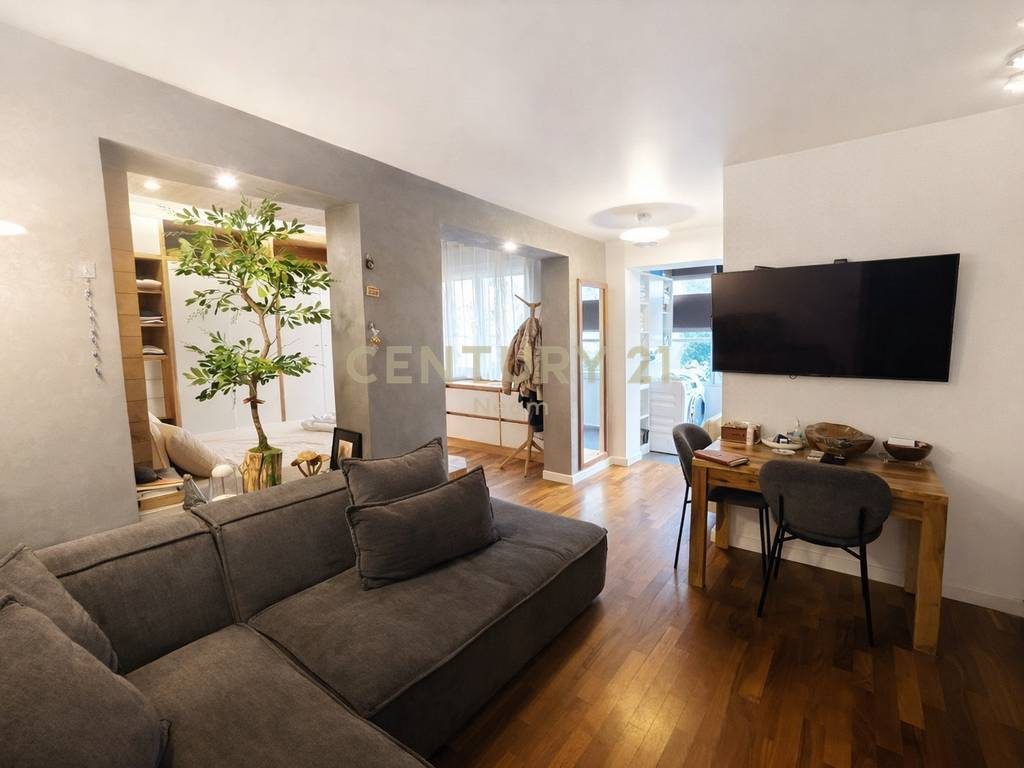 Shitet Apartament 1+1  në zemër të Myslym Shyri