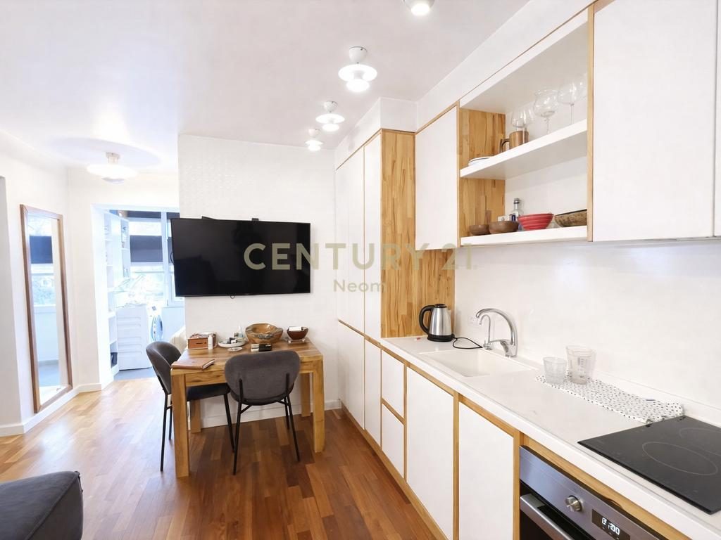 Shitet Apartament 1+1  në zemër të Myslym Shyri