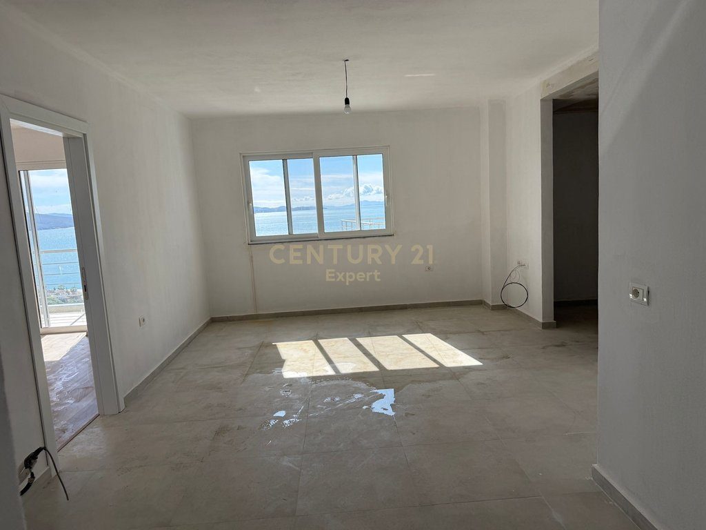 SARANDË, SHESIM APARTAMENT 1+1 NË PORTIN E LIMIONIT