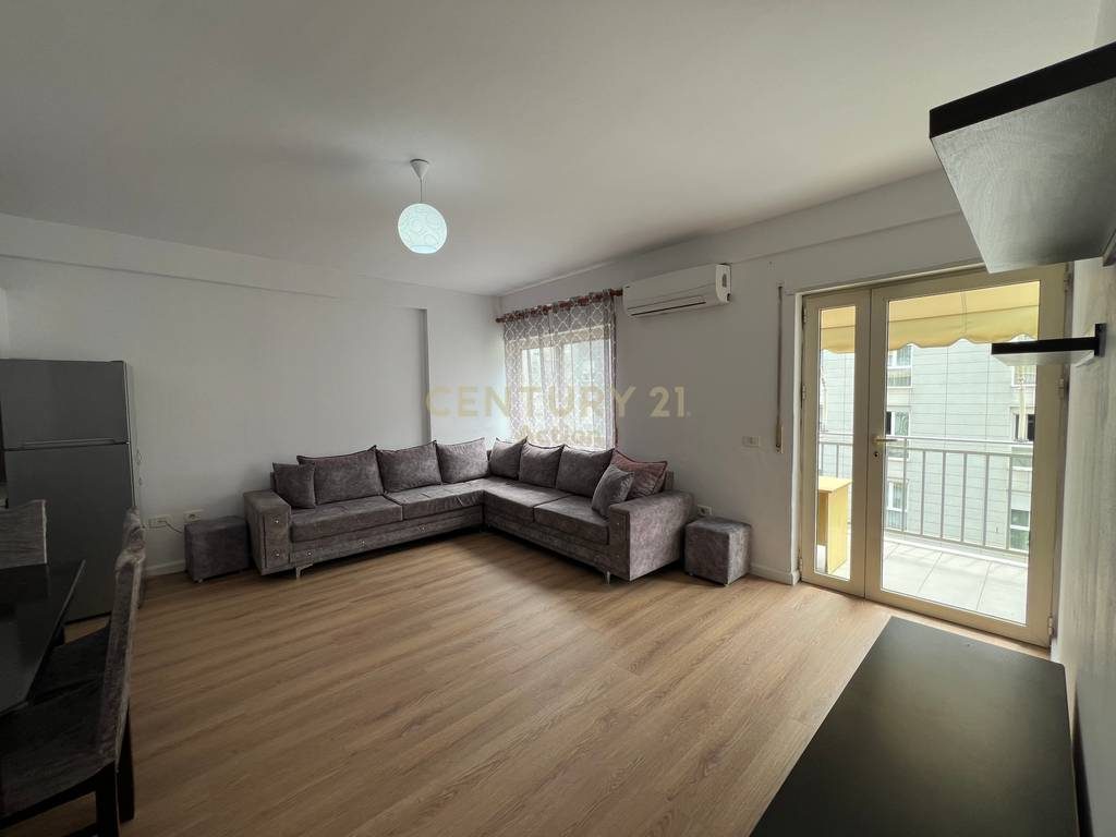 SHESIM APARTAMENT 1+1,PRANE KOMPLEKSIT MAGNET!