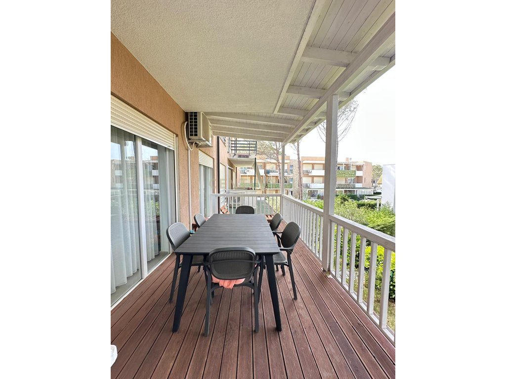 Apartament 2+1 për shitje ne kompleksin Lura 3, Gjiri i Lalzit