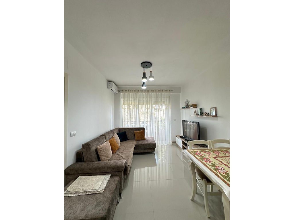 Apartament 2+1 për shitje ne kompleksin Lura 3, Gjiri i Lalzit