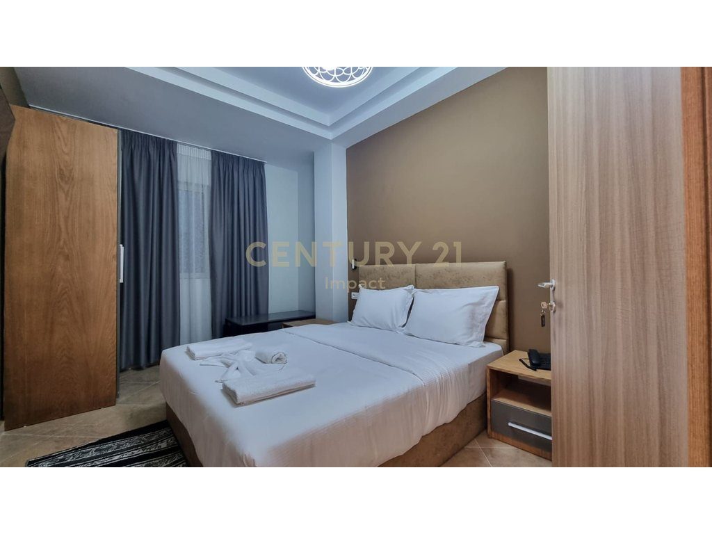 Shitet hotel me 15 dhoma në Kombinat, Tiranë - 1,500,000 €!