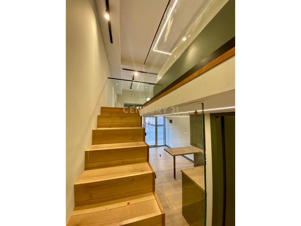 SHESIM, STUDIO LOFT NE XHAMLLIK‼️