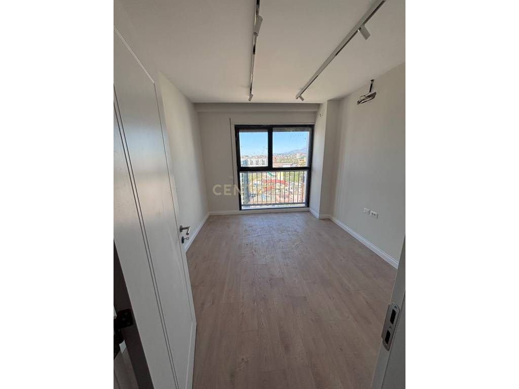 BULEVARDI I RI, SHESIM APARTAMENT 2+1+2