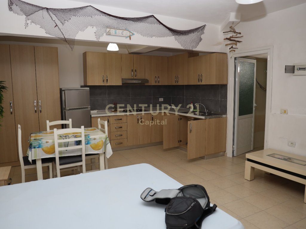 Shesim 2 Studio apartamente në zemër të Sarandës!