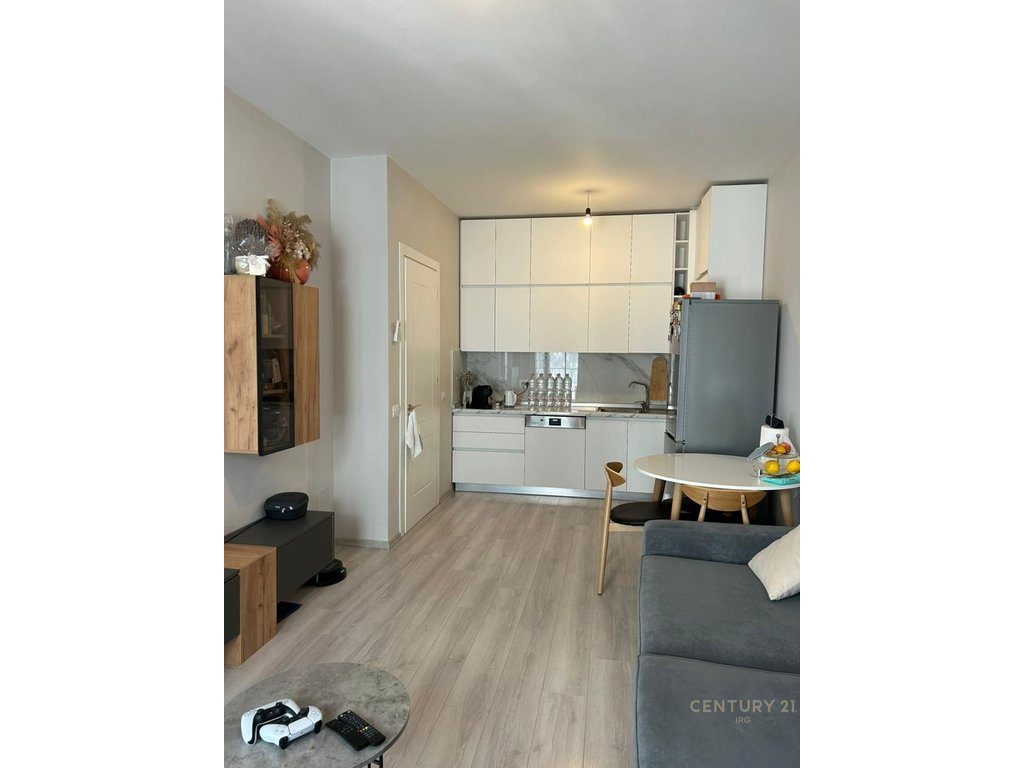 APARTAMENT 1+1 ME POST PARKIMI.