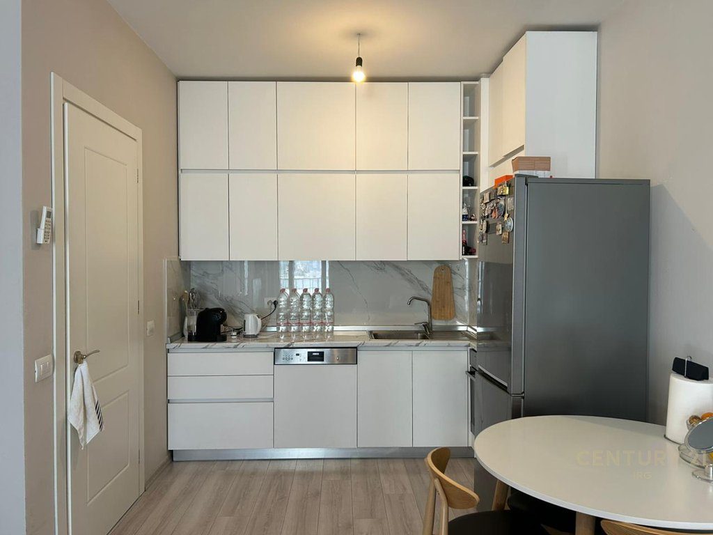 APARTAMENT 1+1 ME POST PARKIMI.