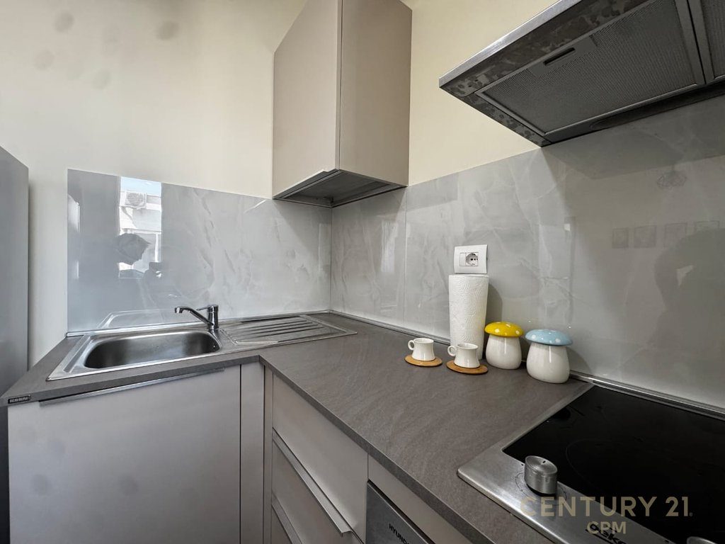 SHESIM APARTAMENT 1+1 TEK GJIRI I LALZIT!
