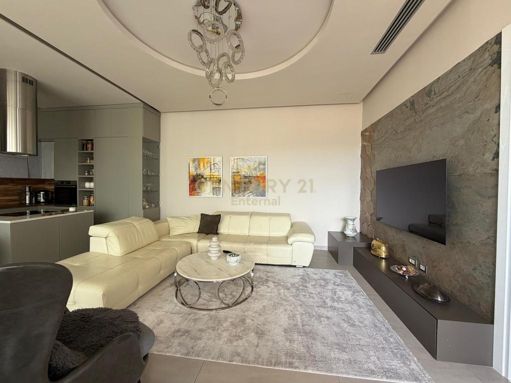 Apartament 3+1+ Parkim per Shitje te Golden Park 3