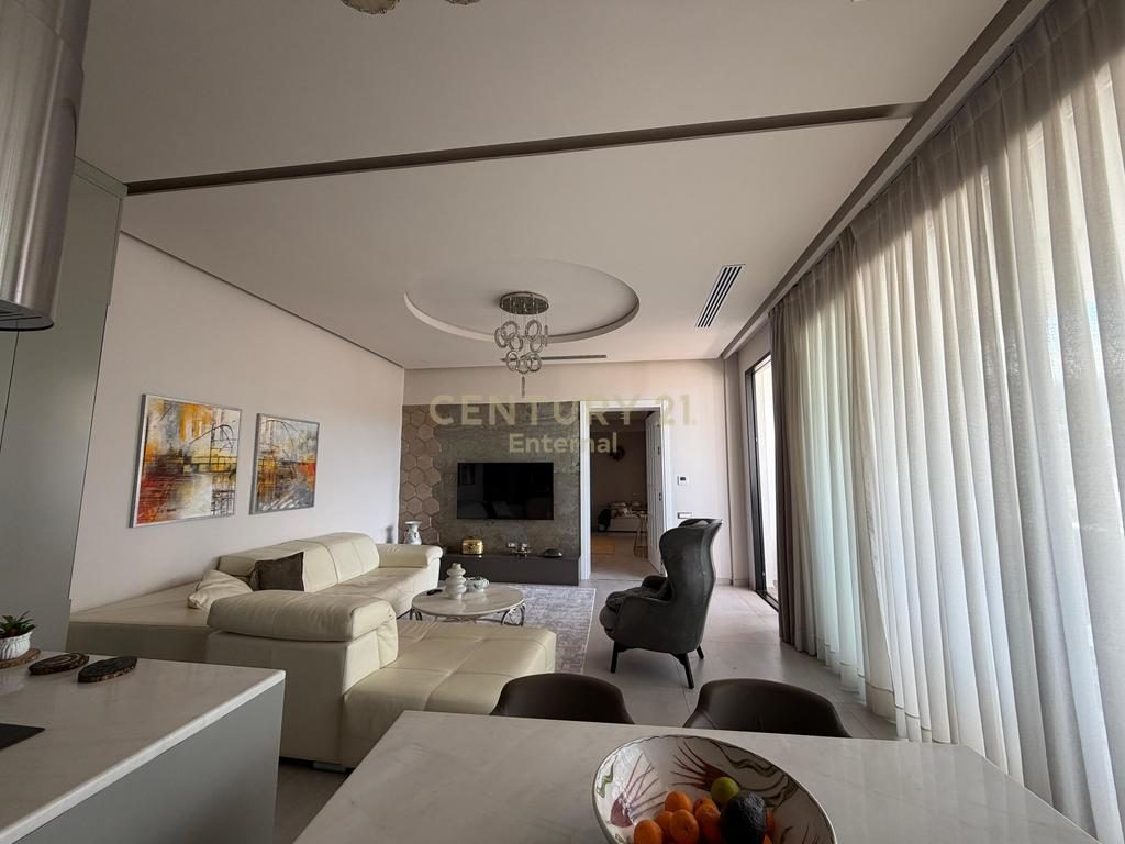 Apartament 3+1+ Parkim per Shitje te Golden Park 3