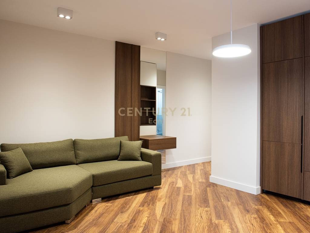 SHITET SUPER APARTAMENT 1+1 NE QENDER TE DURRESIT!