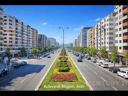 Ambient Komercial Për Shitje në Astir, Tiranë