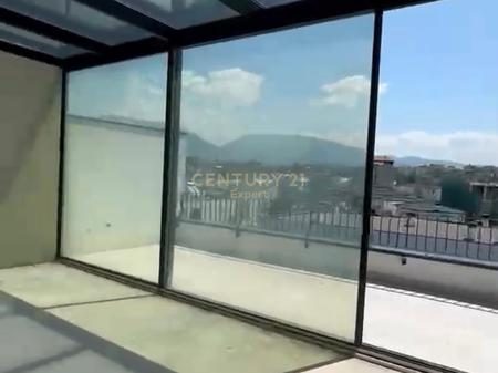 Penthouse 3+1+2 Në Shitje në Liqeni i Thatë, Tirana