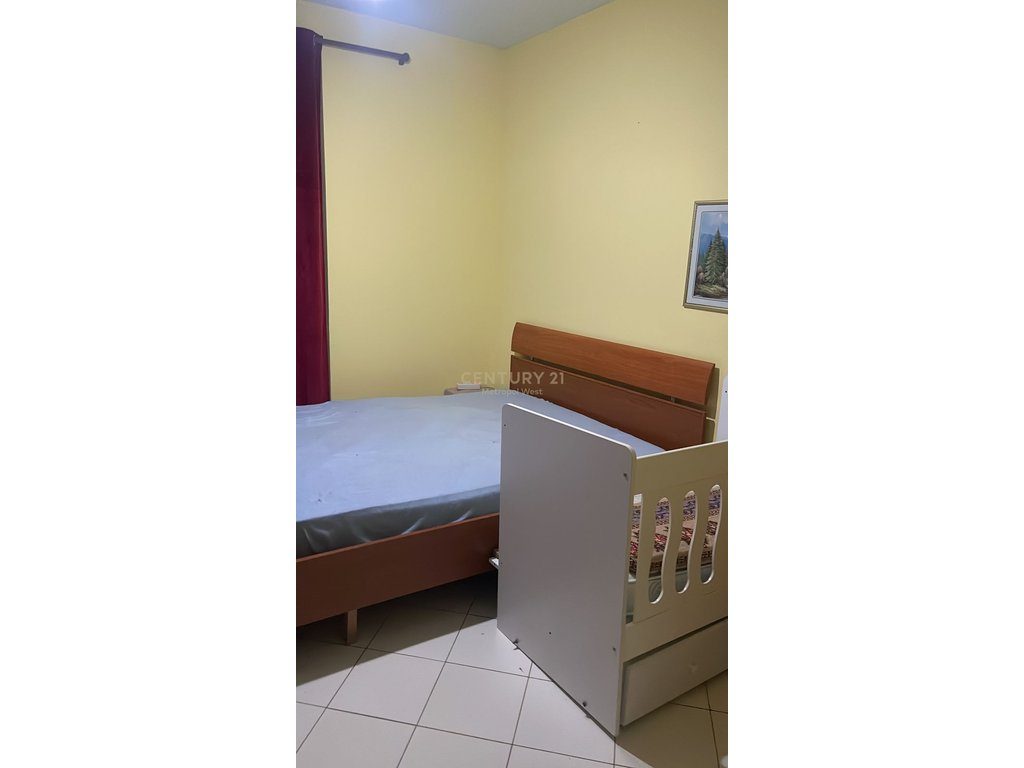 APARTAMENT ME QIRA NE MEZEZ!