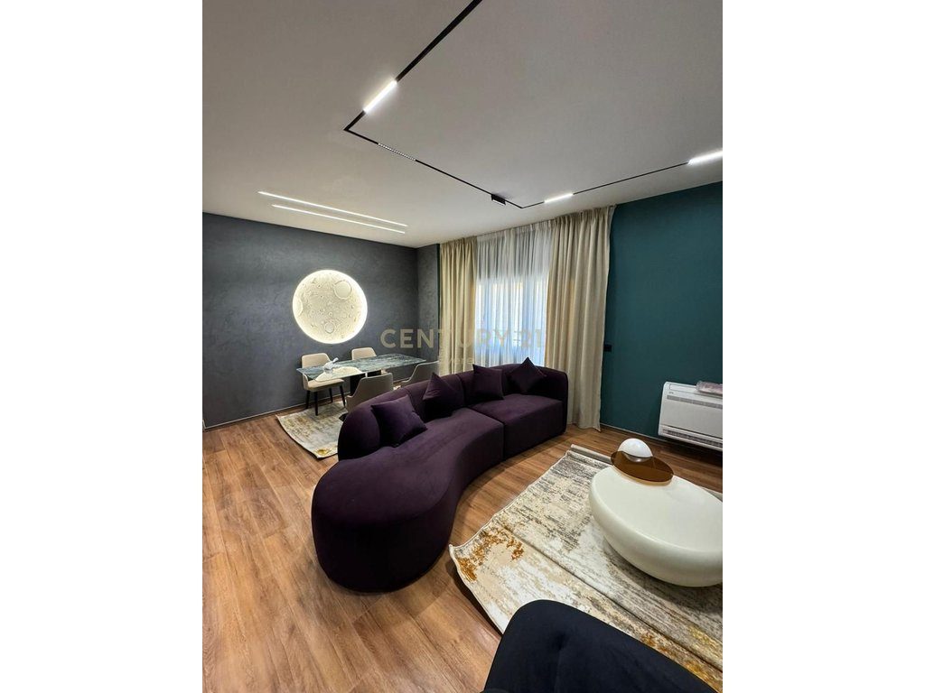 RESIDENCA LAKE LAND, JAPIM ME QIRA APARTAMENT 1+1+POST PARKIMI