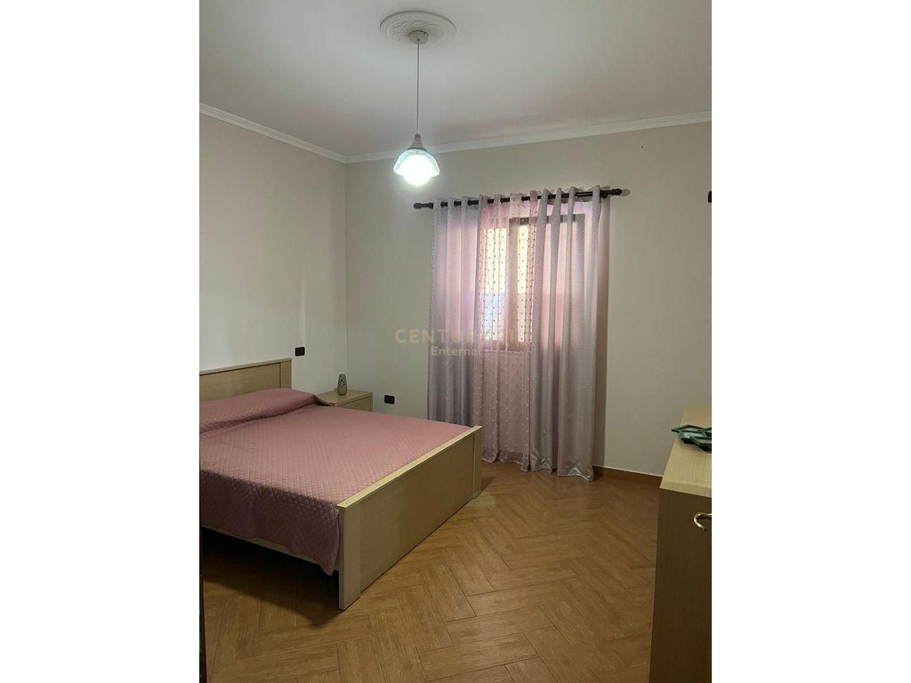 Apartament 2+1 Me Qira prane Gjimnazit Petro Nini Luarasi, Tirana e Re