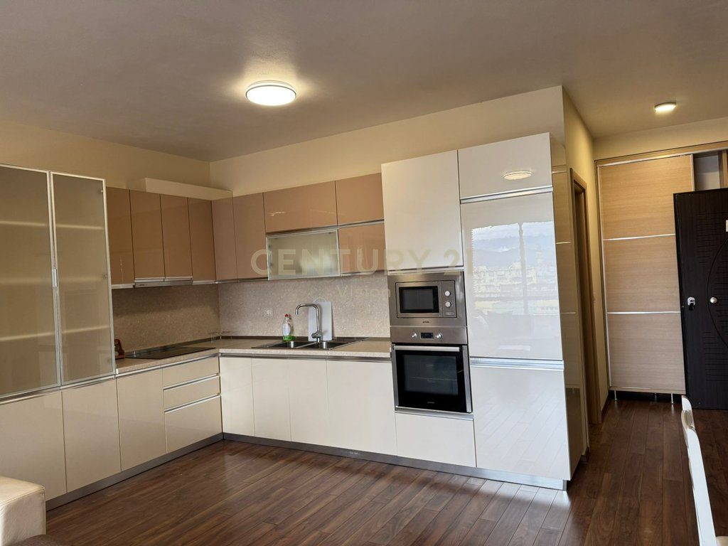 Apartament 2+1+2 tualete per shitje në Qender te Shkodrës - 160,000€ | 120 m²