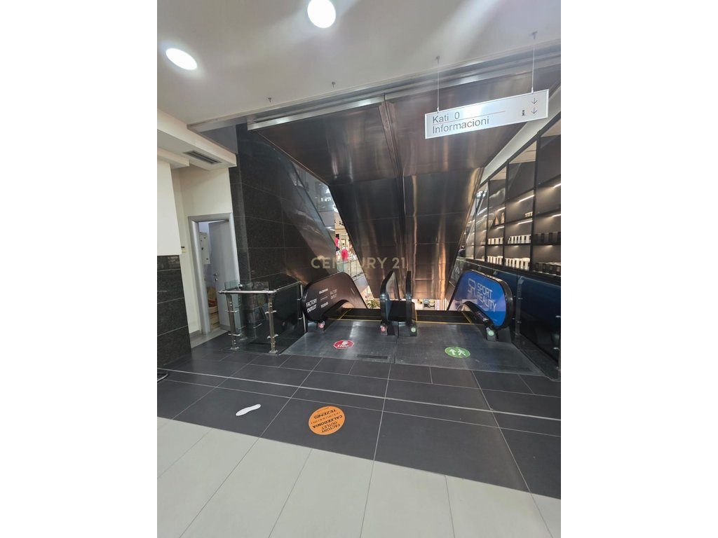 Dyqan me qira tek Qendra Tregtare Flagship, Durrës !