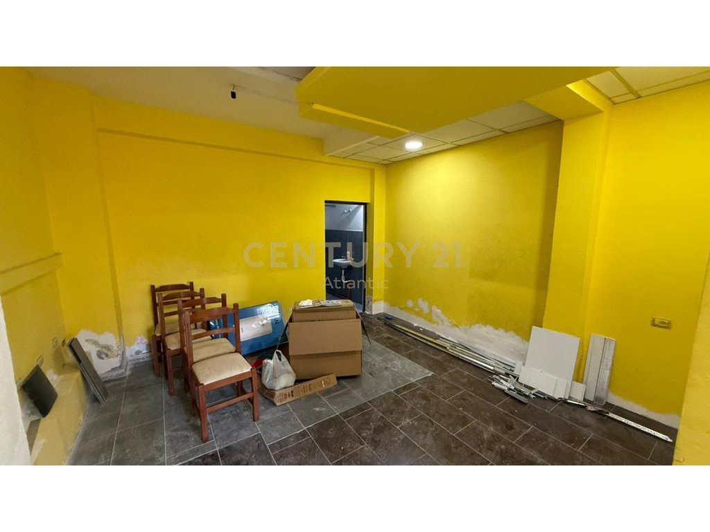 Hapësirë multifunksionale Me Qira në Shkozet, Durrës - 500€ | 50 m²