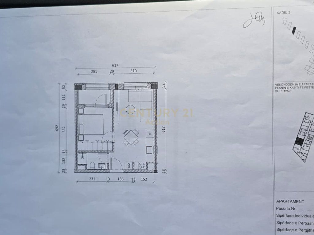 Shitet Apartament 1+1 te Kompleksi Kadiu!